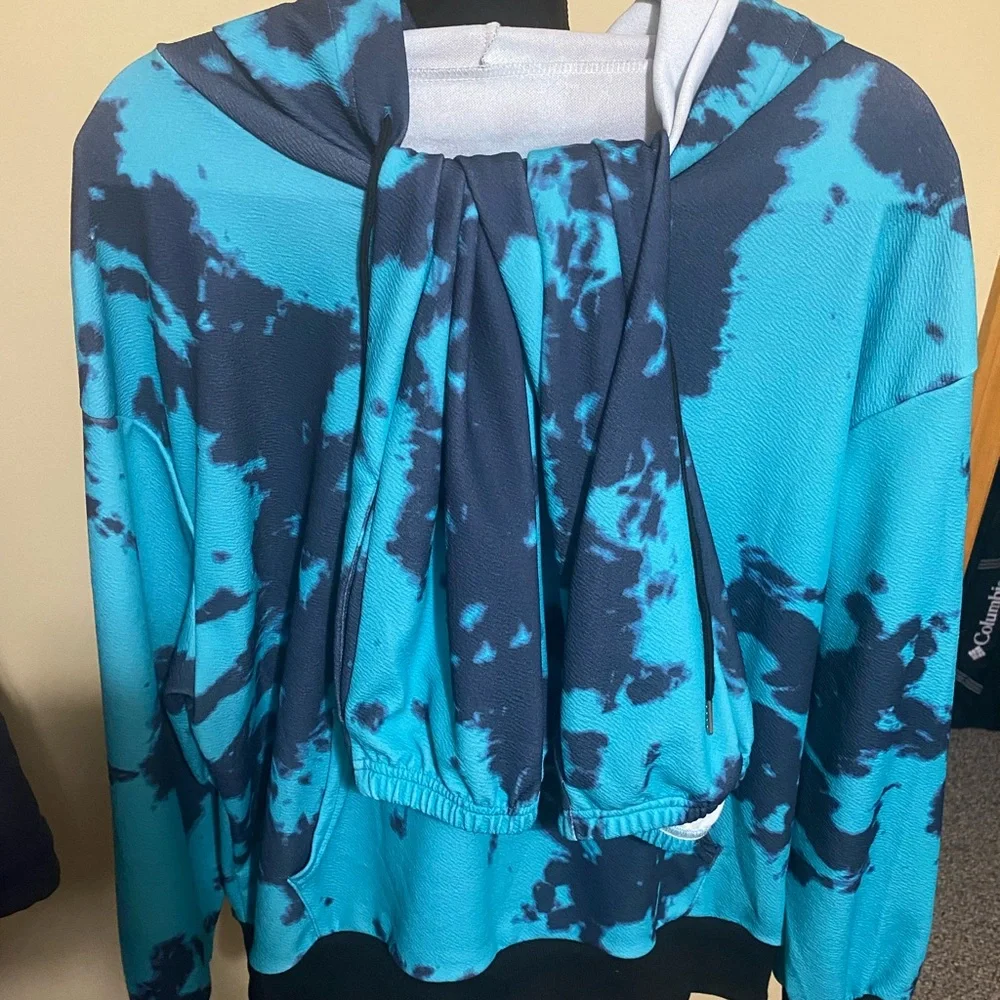 SHEIN Lounge Matching Set - Picture 3 of 3